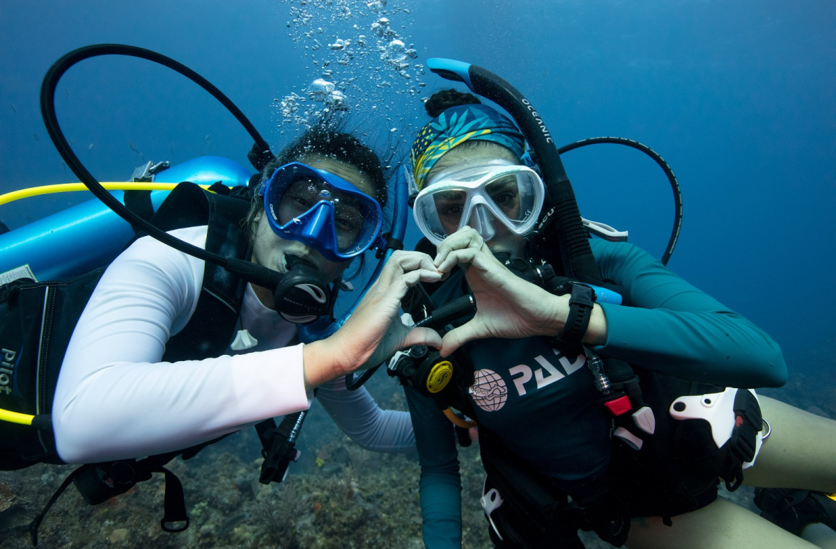 Padi women's dive day - Fare Moana